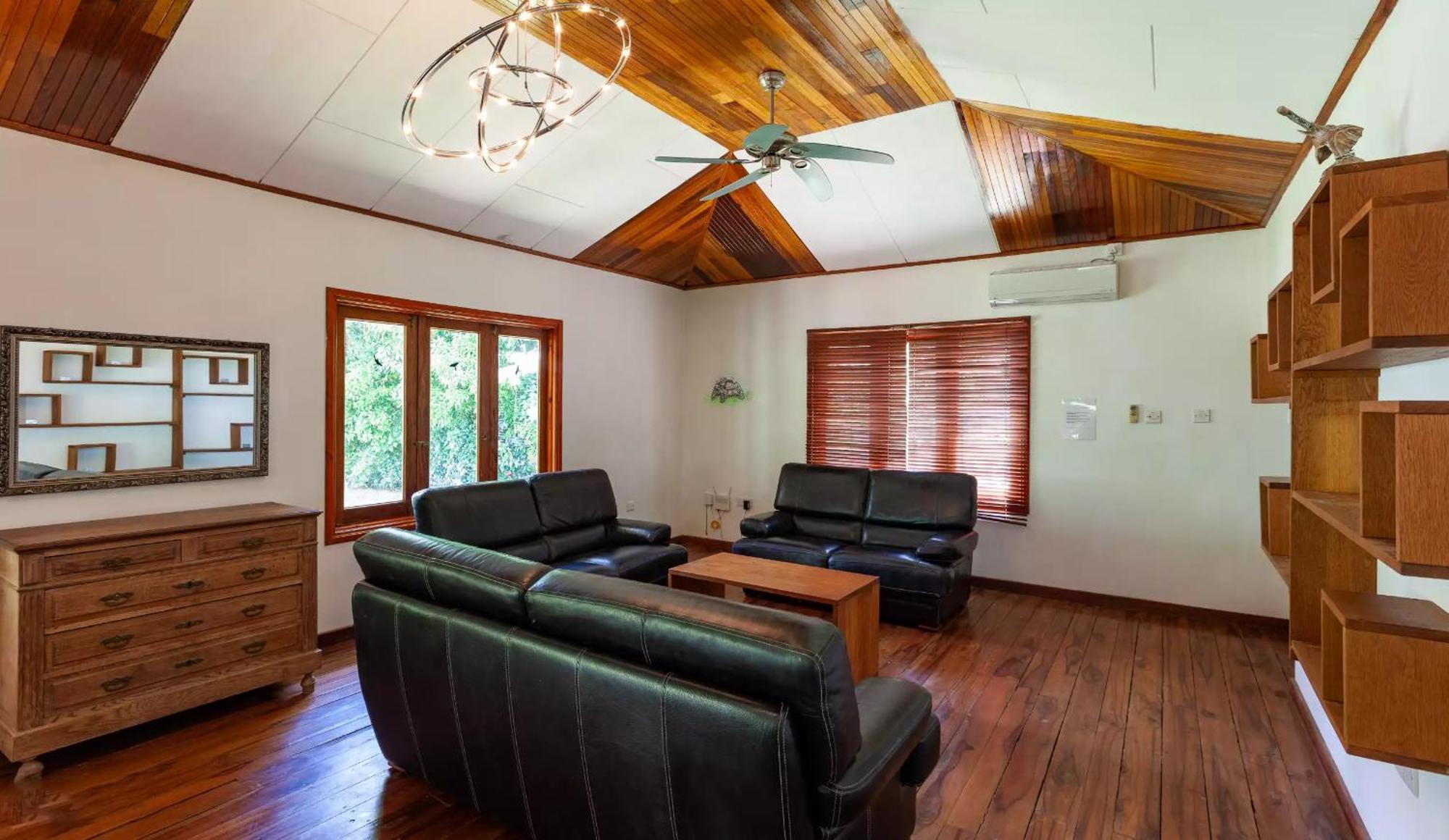 Jms Ventures Guesthouse - Private Pool La Digue Luaran gambar