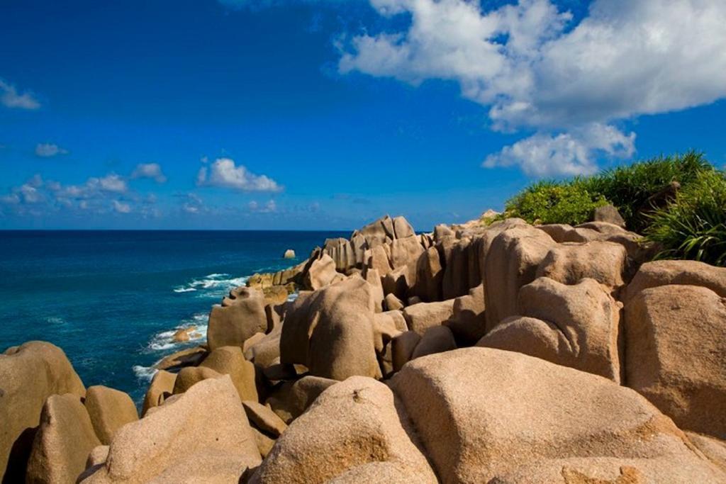 Jms Ventures Guesthouse - Private Pool La Digue Luaran gambar